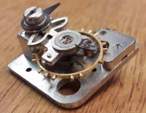 UNUSUAL PORTESCAP PLATFORM ESCAPEMENT. - Picture 1 of 8