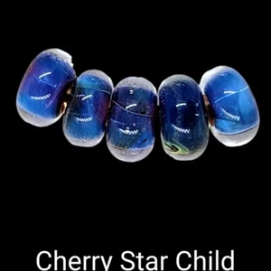 5x artisan handmade glass beads NWT small blue purple green silverglass spacers - Picture 1 of 5