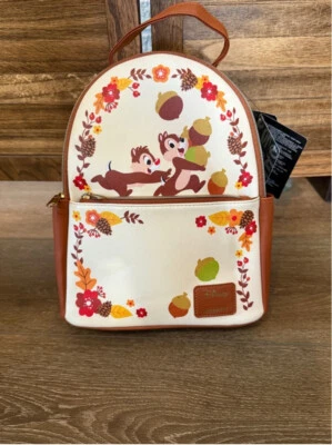 Mini mochila Chip 'n' Dale Loungfly Acorns nueva con etiquetas Foto 1 de 4