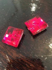 Pink Faceted Square Diamanté Style - 20mm - 2 Hole Buttons Disco Dress Vintage - Picture 1 of 6