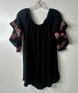 Haut chemise paysanne femme Umgee taille S floral boho brodé manches superposées noir - Photo 1/9