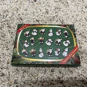 Santa Schneemann Engel Mini Ornamente handbemalt Polystone Paket Topper 1" - Bild 1 von 3