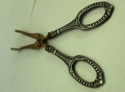 Ciseau Pince (à sucre ?) ancien, décoré argenté et doré - Photo 1/3