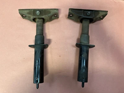 Par de amortiguadores de parachoques delanteros OEM #86232 BMW E28 528e 524td 533I 535I Foto 1 de 4