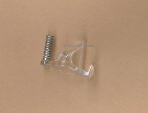 Dyson DC07 Cyclone Bin Flap Catch - Lower Release Clip - Spring Clip - Latch - Bild 1 von 1