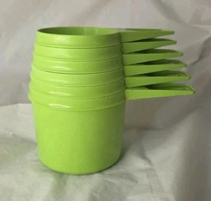 Vintage Tupperware Green Nesting Measuring Cups Set Of 6 Used Condition - Picture 1 of 12