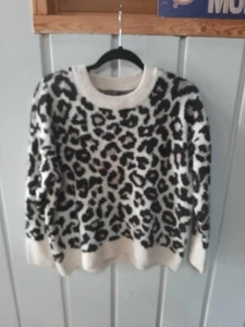 Vince Camuto Animal Print Pullover Sweater Sz S - Picture 1 of 5