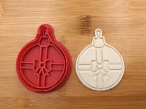 Xmas Christmas Gift Bauble Cookie Embosser Fondant Stamp - Picture 1 of 2