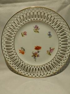 Fraureuth Plate Lattice Flowers Pierced - Picture 1 of 5