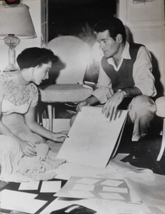 Elizabeth Taylor Original Vintage 30"X40" Black And White Photo "Very Rare"   - Picture 1 of 10