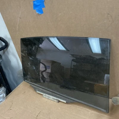 2014 2015 2016 Subaru Crosstrek XV Hybrid Rear Right Side Glass Window - Image 1 of 4