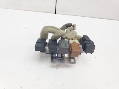 NISSAN QASHQAI J11 FUSE RELAYS WITH BRACKET 2015 - Image 1 of 4