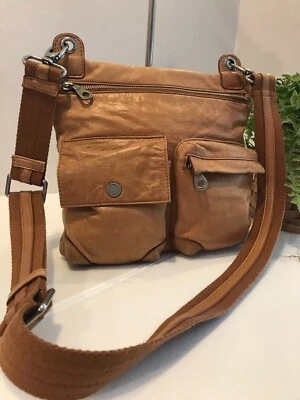 Christopher Kon Bandolera Cuero Envejecido Monedero, Christopher Kon Bolso Cuero Foto 1 de 4