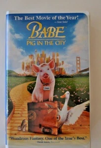 Vintage VHS Movie  Babe Pig in the City 1999, Clamshell  James Cromwell - Picture 1 of 3