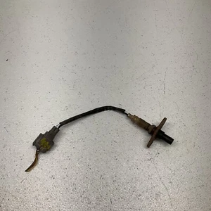 DK706338 01-04 TOYOTA SEQUOIA 02 OXYGEN SENSOR PASSENGER FRONT (89465-0C110) OEM - Picture 1 of 5