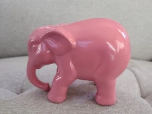 NEW Delirium Tremens Pink Elephant 8"x6" Logo Belgian Beer Sculpture Bar Ceramic - Picture 1 of 12