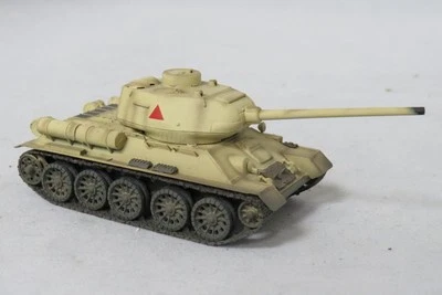 Easy Model - USSR T-34-85 - Light Tan Paint - 1/72 - Plastic Model Tank (EX) - Image 1 of 4