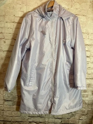 Abrigo de lluvia Totes para mujer grande más claro forrado púrpura cremallera completa con capucha cálido línea larga Foto 1 de 4