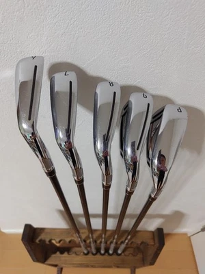 TaylorMade SIM Gloire 6I Air Speeder SR Iron - Image 1 of 4