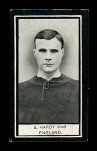 Sam Hardy W.D. 1910 & H.O. EMISIÓN BANDERA WILLS INTERNATIONAL FUTBOLERS *RARA* - Imagen 1 de 2