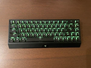 Razer BlackWidow V3 Mini Wireless Gaming Keyboard Phantom Edition Yellow Switch - Photo 1/5