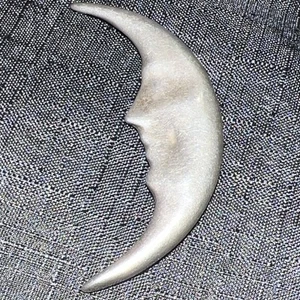 Large Vintage Sterling Silver 925 Crescent Moon Pin Brooch Celestial Whimsy - Picture 1 of 5