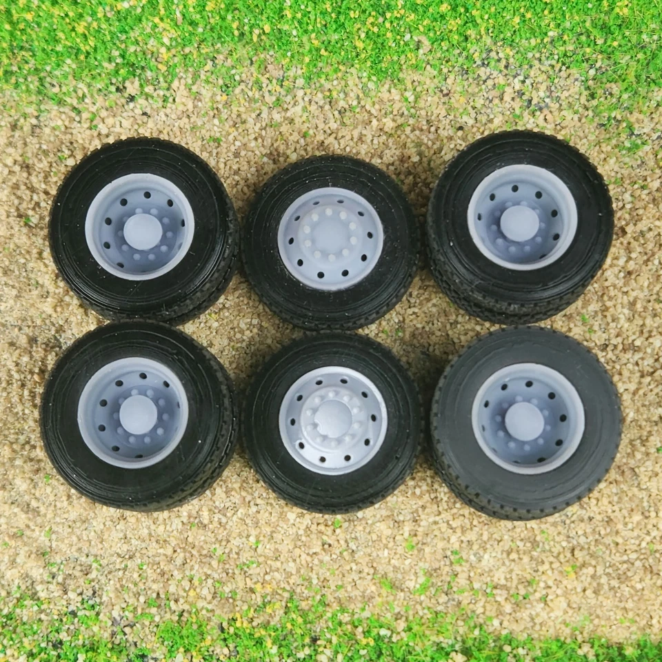Semirremolque impreso en 3D escala 1:50 10 agujeros estilo ruedas y neumáticos juego completo 2 tamaños Foto 1 de 1
