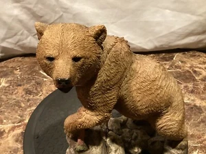 Classic Critters Grizzly And Salmon Figurine - Picture 1 of 7