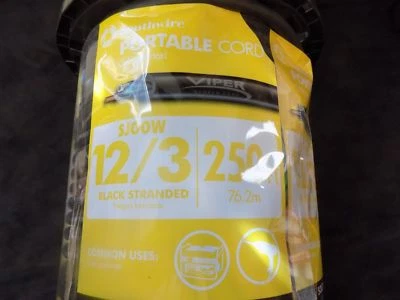CABLE PORTÁTIL 12/3 SJOOW 100 FT 300V 20 AMP 3 CONDUCTORES NEGRO TRENZADO ALIMENTACIÓN Foto 1 de 4