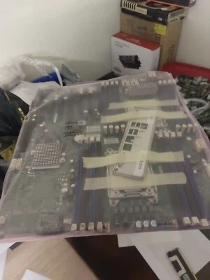 Supermicro X9DRH-itF Mainboard, Dual-Xeon, LGA2011, DDR3, 2xGLAN, IPMI  - Bild 1 von 4