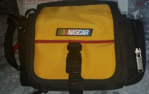 NASCAR VINTAGE NEW PHOTO CAMERA ACCESSORIES BELT OR BACK BAG BACK W/STRAPS FRESH Cover