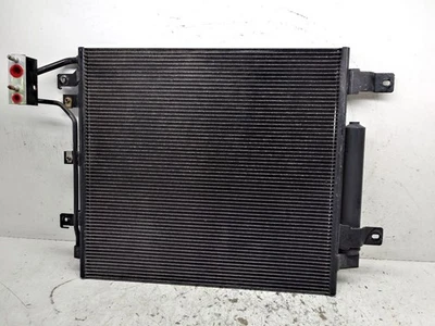 Jeep Wrangler 2014 fabricante de equipos originales condensador de aire acondicionado 91 k millas para 07-18 3,6 L AWD id T484-A8202 Foto 1 de 4