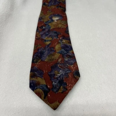 Corbata de seda con flores Emanuel Ungaro roja, púrpura, verde hecha en Italia Foto 1 de 3