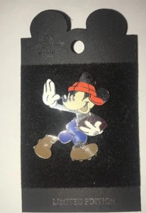 Disney Pin Mickey Wdw Football Vintage Looking Surprise Le 1000 - Picture 1 of 1