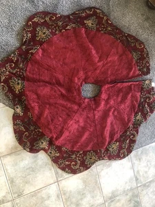 Christmas Tree Skirt Tuscany Vibe VTG Floral Tapestry Red Clip Closure Corduroy - Picture 1 of 5
