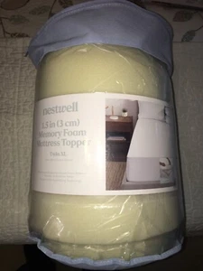 Nestwell 1.5-Inch Memory Foam Twin XL Mattress Topper in Neutral - Brand new!