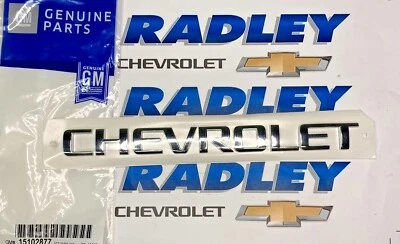 NUEVO PORTÓN TRASERO PUERTA LEVADIZA TRANSVERSAL GM OEM PLACA EMBLEMA PLACA DE IDENTIFICACIÓN CHEVROLET 15102877 Foto 1 de 2