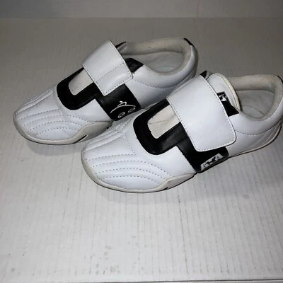ATA Taekwondo TKD Indoor Martial Arts Shoes - White Size 6. - Image 1 of 4