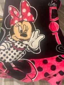 Disney Minnie Mouse Baby Raschel Throw 43.5x55 in. Super Soft. NWT. - Picture 1 of 3
