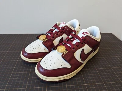 Talla 7 - Nike Dunk Low SE Sisterhood - Team Red W Nuevo con Caja (sin tapa) Foto 1 de 4