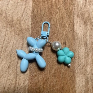 Jeff Koons Dachshund Balloon Dog Art W/Pearls, Bag charm zipper pull Art Piece - Picture 1 of 3