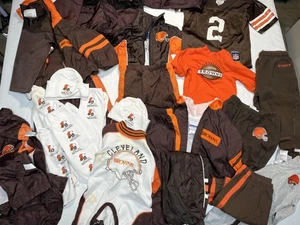 Lotto abbigliamento Cleveland Browns neonato bambino taglie miste NFL football Nike set - Foto 1 di 24
