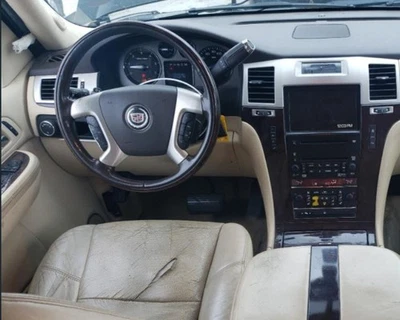 2007-2010 Cadillac Escalade LH Driver Steering Wheel Airbag Air Bag OEM - Image 1 of 4