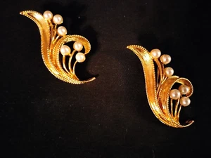 Vintage Napier Faux Pearl Leaf Brooch Pin - Picture 1 of 5