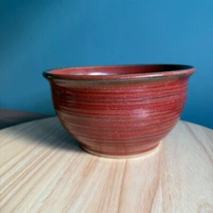 Cuenco de gres vintage 98 Noah Montgomery marrón rojizo estudio cerámica usado en excelente estado - Imagen 1 de 10