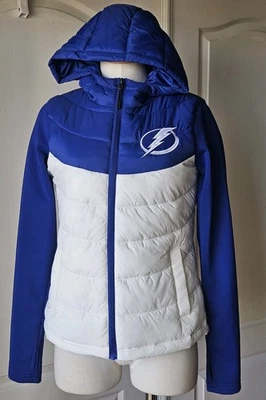 Chaqueta acolchada Lightning Hockey S pequeña Tampa Bay NHL G-III 4Her de Carl Banks Foto 1 de 4