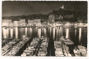 Carte postale semi ancienne Marseille Le Vieux Port Effet de Nuit cpsa - Picture 1 of 1