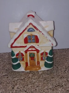 Vintage Christmas Cottage / Cabin CA  - Picture 1 of 4