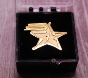 Shooting Star #1 Goldtone Pin - Afbeelding 1 van 2