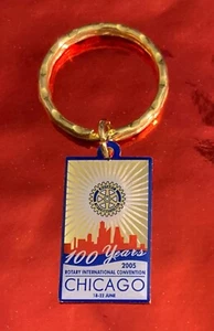 Rotary International Keychain 100th Convention Chicago - Foto 1 di 1